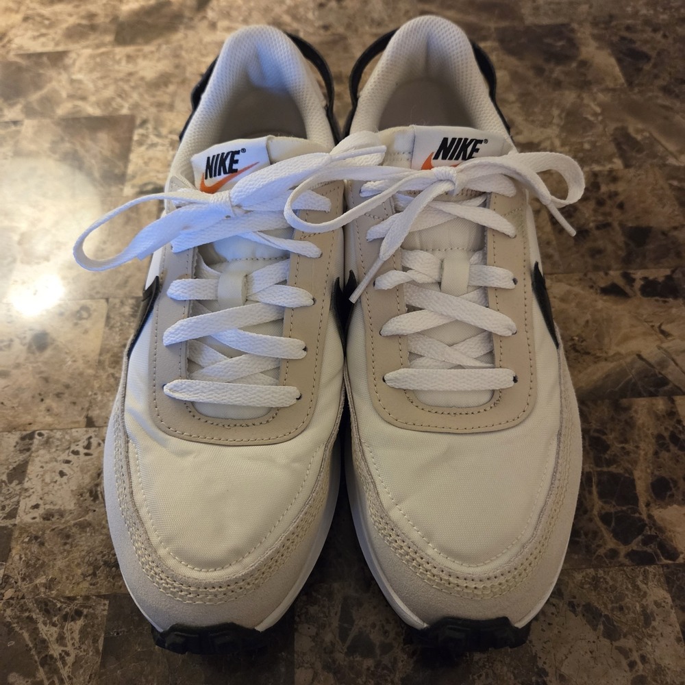 Nike Waffle Debut Women's sz 8 Low Top Lace-Up Sneakers Sanddrift casual active - Picture 5 of 16